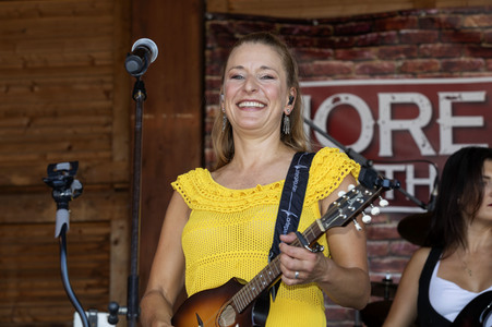 Konzert von More Than Words in Walddorf