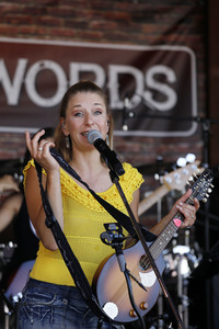 Konzert von More Than Words in Walddorf