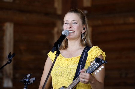 Konzert von More Than Words in Walddorf