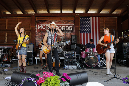 Konzert von More Than Words in Walddorf