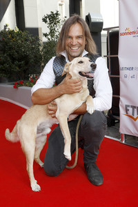 Gala 'Goldene Sonne Spezial - 40 Jahre deutsches Privatfernsehen' in Essen