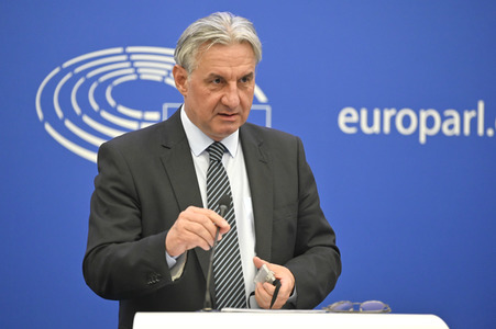 Pressekonferenz zur Strategie für den indopazifischen Raum in den Bereichen Handel und Investitionen im EU-Parlament in Straßburg