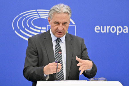 Pressekonferenz zur Strategie für den indopazifischen Raum in den Bereichen Handel und Investitionen im EU-Parlament in Straßburg