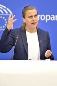 Pressekonferenz zum delegierten Taxonomie-Rechtsakt über Kernenergie und Gas im Europäischen Parlament in Straßburg