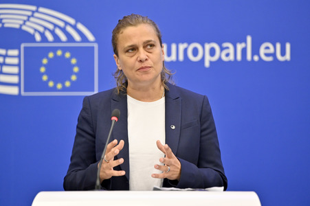 Pressekonferenz zum delegierten Taxonomie-Rechtsakt über Kernenergie und Gas im Europäischen Parlament in Straßburg