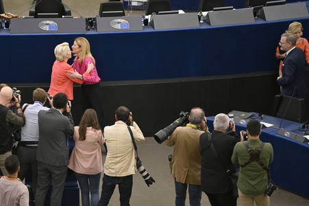 Petr Fiala stellt Prioritäten der tschechischen EU-Ratspräsidentschaft vor im EU-Parlament in Straßburg