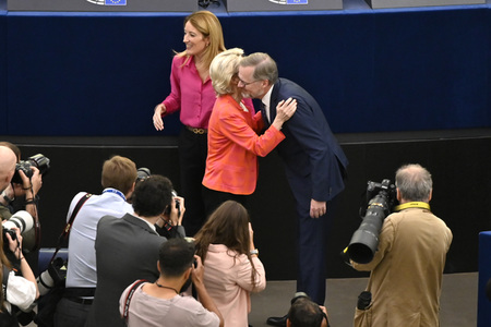 Petr Fiala stellt Prioritäten der tschechischen EU-Ratspräsidentschaft vor im EU-Parlament in Straßburg
