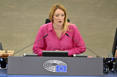 Petr Fiala stellt Prioritäten der tschechischen EU-Ratspräsidentschaft vor im EU-Parlament in Straßburg