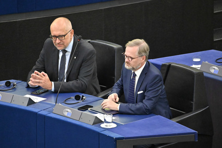 Petr Fiala stellt Prioritäten der tschechischen EU-Ratspräsidentschaft vor im EU-Parlament in Straßburg