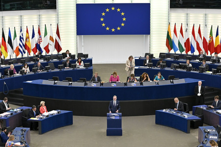 Petr Fiala stellt Prioritäten der tschechischen EU-Ratspräsidentschaft vor im EU-Parlament in Straßburg