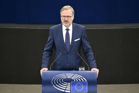 Petr Fiala stellt Prioritäten der tschechischen EU-Ratspräsidentschaft vor im EU-Parlament in Straßburg