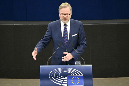 Petr Fiala stellt Prioritäten der tschechischen EU-Ratspräsidentschaft vor im EU-Parlament in Straßburg