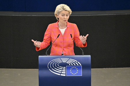 Petr Fiala stellt Prioritäten der tschechischen EU-Ratspräsidentschaft vor im EU-Parlament in Straßburg