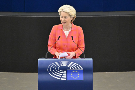 Petr Fiala stellt Prioritäten der tschechischen EU-Ratspräsidentschaft vor im EU-Parlament in Straßburg