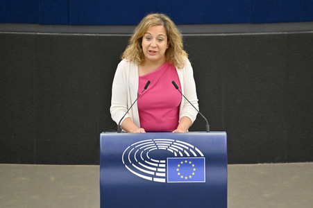 Petr Fiala stellt Prioritäten der tschechischen EU-Ratspräsidentschaft vor im EU-Parlament in Straßburg