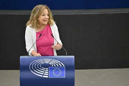 Petr Fiala stellt Prioritäten der tschechischen EU-Ratspräsidentschaft vor im EU-Parlament in Straßburg