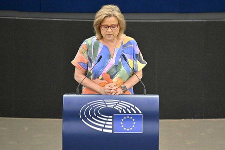 Petr Fiala stellt Prioritäten der tschechischen EU-Ratspräsidentschaft vor im EU-Parlament in Straßburg