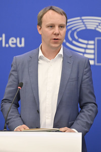Pressekonferenz EU-Finanzierung für Ungarn gemäß der Rechtsstaatlichkeits-Konditionalitätsverordnung im EU-Parlament in Straßburg