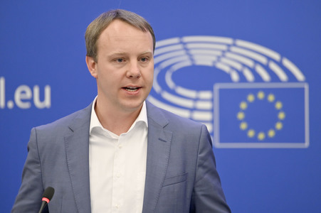 Pressekonferenz EU-Finanzierung für Ungarn gemäß der Rechtsstaatlichkeits-Konditionalitätsverordnung im EU-Parlament in Straßburg
