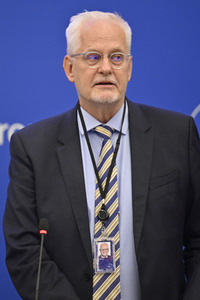 Pressekonferenz EU-Finanzierung für Ungarn gemäß der Rechtsstaatlichkeits-Konditionalitätsverordnung im EU-Parlament in Straßburg