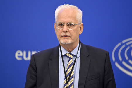 Pressekonferenz EU-Finanzierung für Ungarn gemäß der Rechtsstaatlichkeits-Konditionalitätsverordnung im EU-Parlament in Straßburg