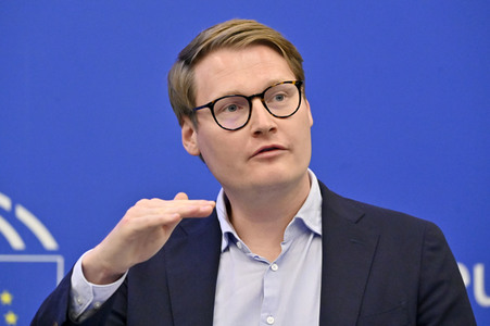 Pressekonferenz EU-Finanzierung für Ungarn gemäß der Rechtsstaatlichkeits-Konditionalitätsverordnung im EU-Parlament in Straßburg