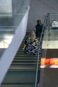 Warteschlagen am Flughafen in Köln