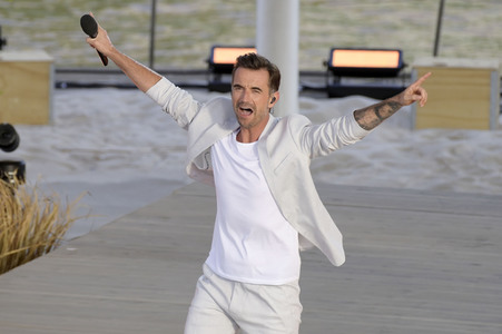 TV-Show 'Die große Schlagerstrandparty 2022 - Es geht wieder los!' in Gelsenkirchen