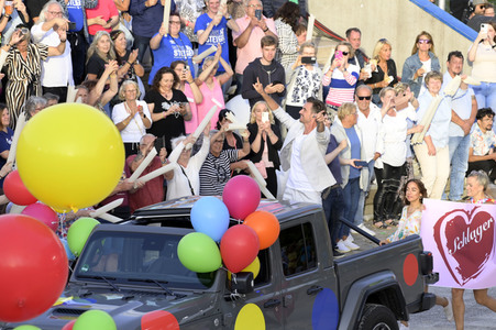 TV-Show 'Die große Schlagerstrandparty 2022 - Es geht wieder los!' in Gelsenkirchen