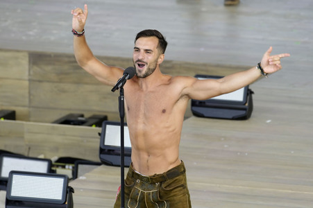 TV-Show 'Die große Schlagerstrandparty 2022 - Es geht wieder los!' in Gelsenkirchen