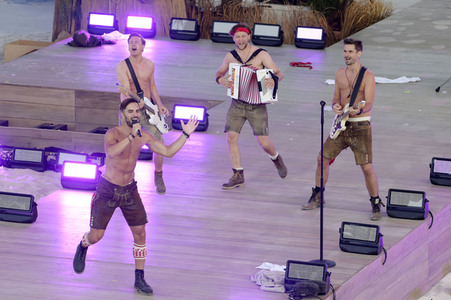 TV-Show 'Die große Schlagerstrandparty 2022 - Es geht wieder los!' in Gelsenkirchen