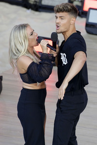 TV-Show 'Die große Schlagerstrandparty 2022 - Es geht wieder los!' in Gelsenkirchen