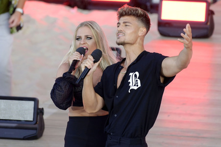 TV-Show 'Die große Schlagerstrandparty 2022 - Es geht wieder los!' in Gelsenkirchen