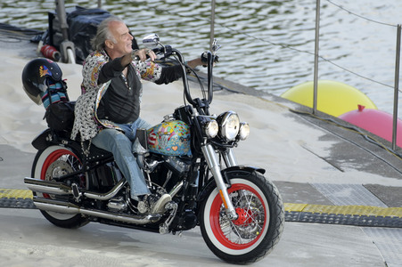 TV-Show 'Die große Schlagerstrandparty 2022 - Es geht wieder los!' in Gelsenkirchen