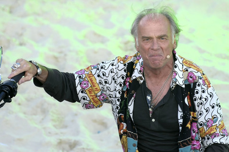 TV-Show 'Die große Schlagerstrandparty 2022 - Es geht wieder los!' in Gelsenkirchen