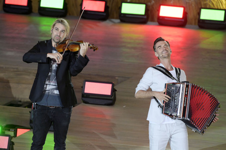 TV-Show 'Die große Schlagerstrandparty 2022 - Es geht wieder los!' in Gelsenkirchen