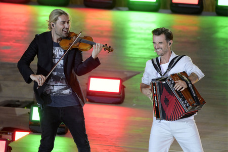 TV-Show 'Die große Schlagerstrandparty 2022 - Es geht wieder los!' in Gelsenkirchen