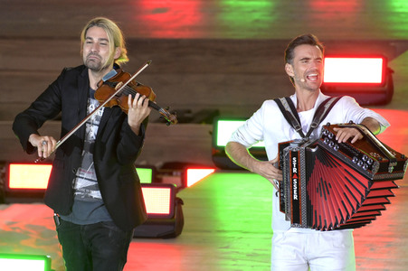 TV-Show 'Die große Schlagerstrandparty 2022 - Es geht wieder los!' in Gelsenkirchen