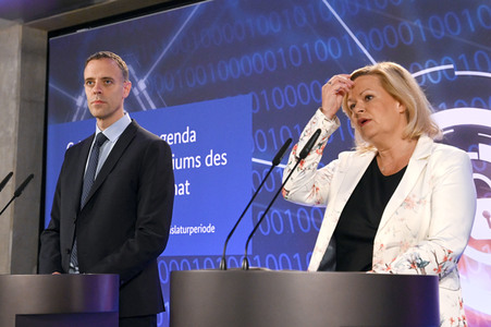 Pressekonferenz Vorstellung der Cybersicherheitsagenda des BMI in Berlin