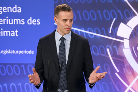 Pressekonferenz Vorstellung der Cybersicherheitsagenda des BMI in Berlin
