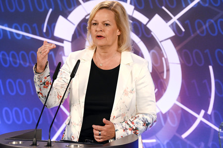 Pressekonferenz Vorstellung der Cybersicherheitsagenda des BMI in Berlin