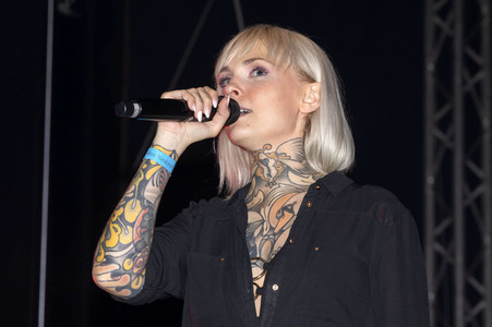 Konzert von Jazzy Gudd feat. Anstandslos & Durchgeknallt in Neukirch