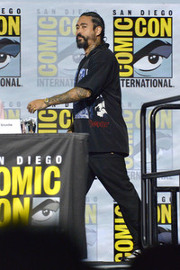 Podiumsgespräch 'Mayans M.C.', San Diego Comic-Con International 2022