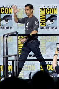 Podiumsgespräch 'Mayans M.C.', San Diego Comic-Con International 2022