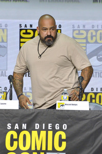 Podiumsgespräch 'Mayans M.C.', San Diego Comic-Con International 2022