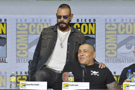 Podiumsgespräch 'Mayans M.C.', San Diego Comic-Con International 2022