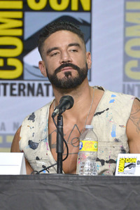 Podiumsgespräch 'Mayans M.C.', San Diego Comic-Con International 2022