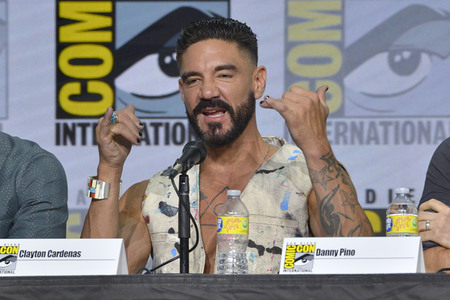 Podiumsgespräch 'Mayans M.C.', San Diego Comic-Con International 2022