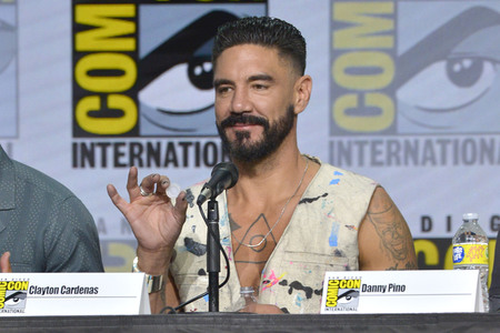 Podiumsgespräch 'Mayans M.C.', San Diego Comic-Con International 2022