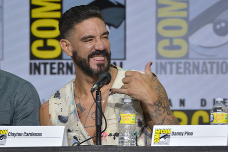 Podiumsgespräch 'Mayans M.C.', San Diego Comic-Con International 2022